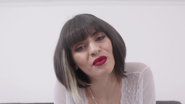 Lady Snow Brasil: Scopa meglio di tua moglie, so come dare il culo
