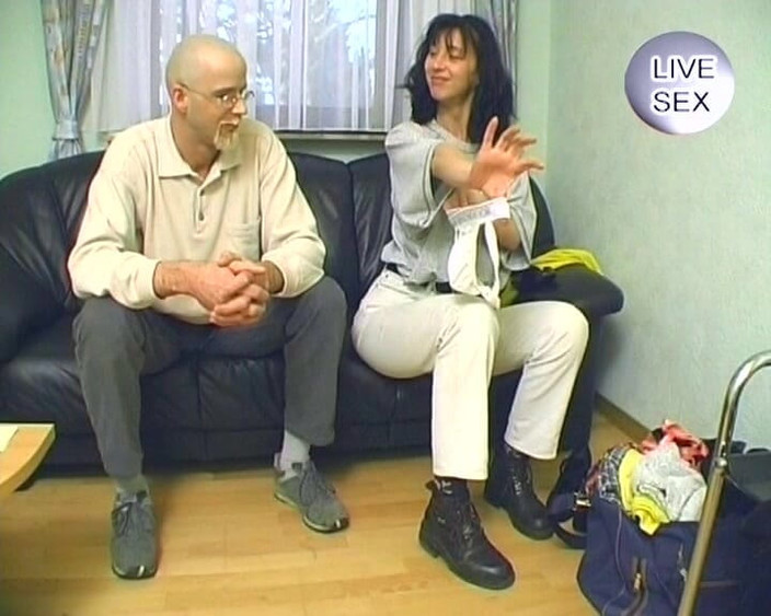 Homemade Market: Lízání a šukání německé teenagerky v punčochách