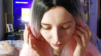 Ghomestory: Cewek sange ini pertama kali nyepong kontol dan footwork! POV