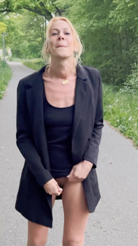 Blonde Slut!! a Quickie Just off the Road!!