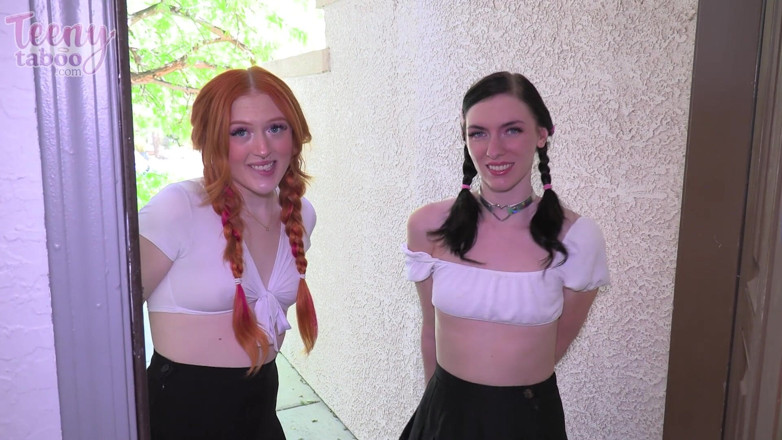 Teenytaboo: Strawberry y Celestina están comprometidas con sus calificaciones