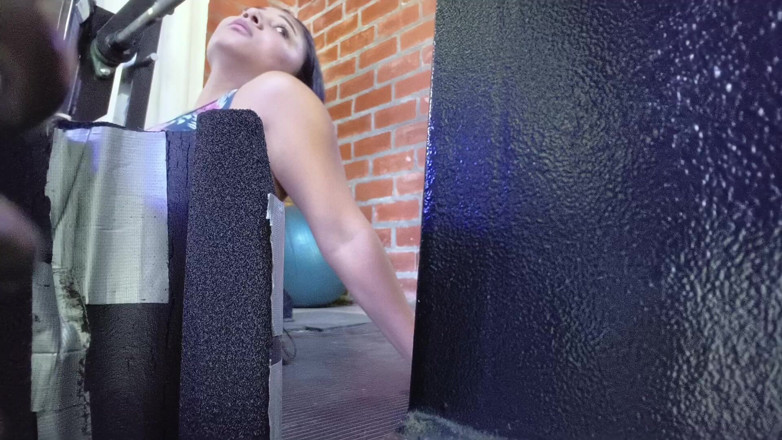 Isabel: Tiny Man in the Gym