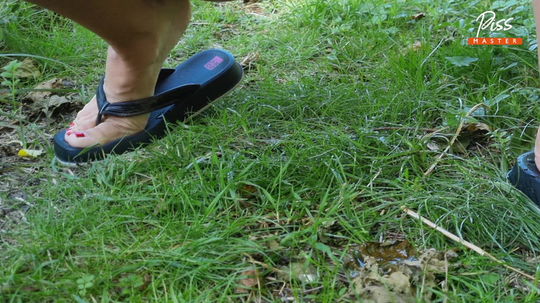 Farfalla wifeshare: Мега писсинг, подборка - Золотой дождь - женское доминирование с мочой, эпизод 810