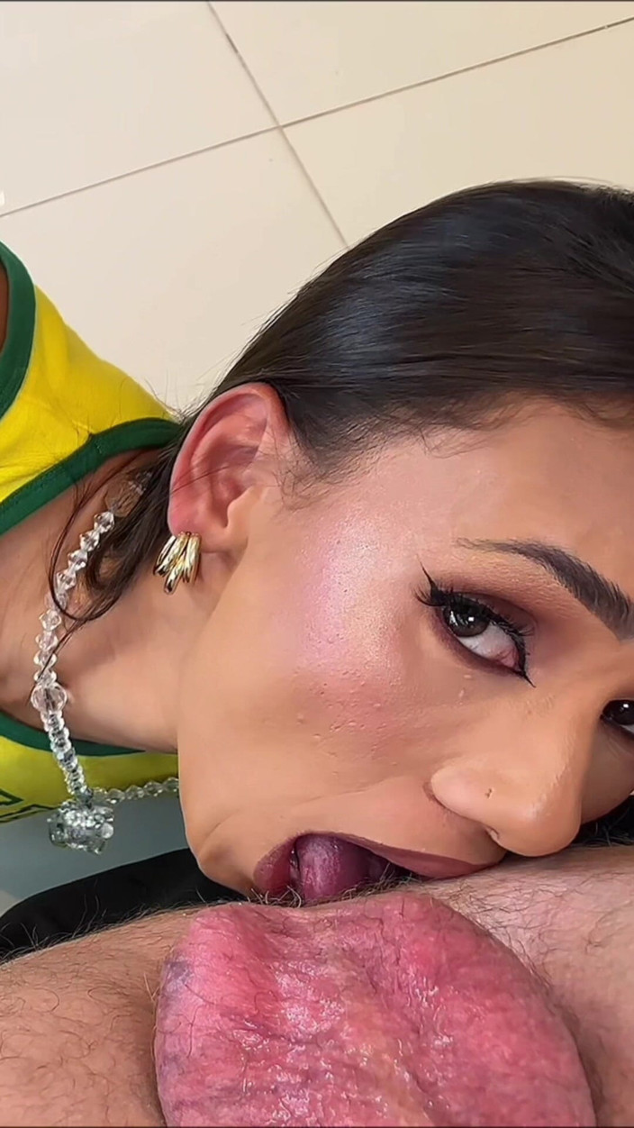 Johnny Grey: La migliore scopata e pompino hardcore- sexy miLF mora viene...