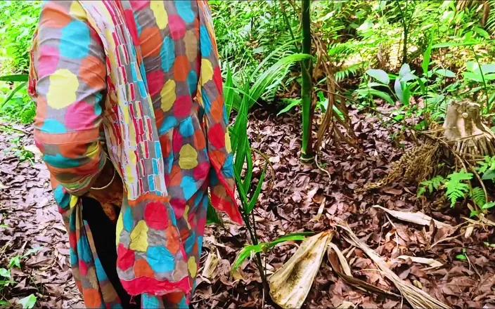 mahihot1: Neighbor Big Sister Jungle Fucked.
