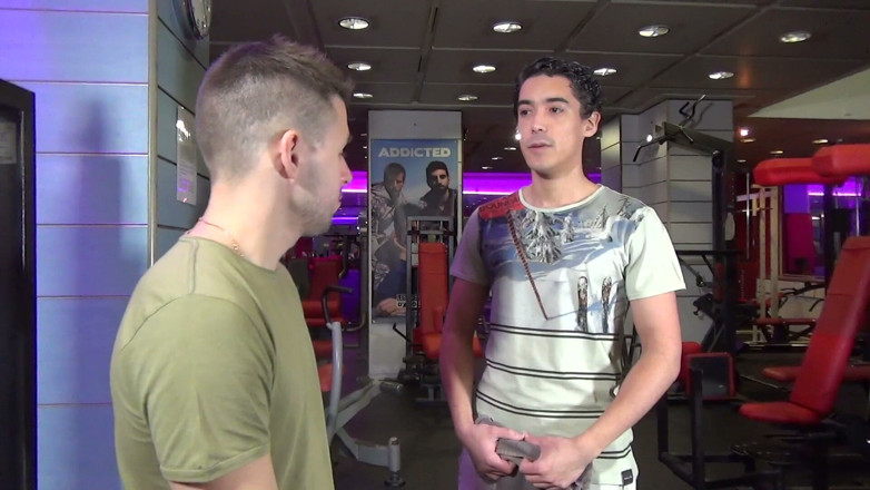 Ridley Dovarez | Gaysight: Massage overheersing door Russische geheime agent