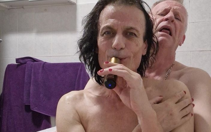 Gigi and David: Plezier met Gigi en Dave Archive, tranny vriendin en man...