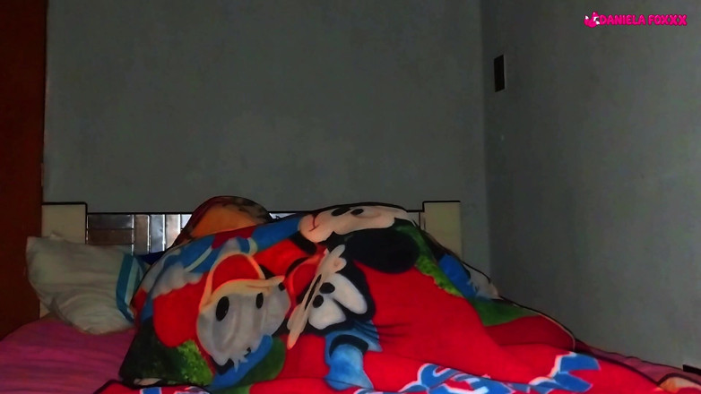 danielafoxxx: I'll Fuck My Stepsister by Sneaking Into Her Room at...