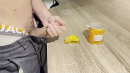 Je jouis sur Pringles