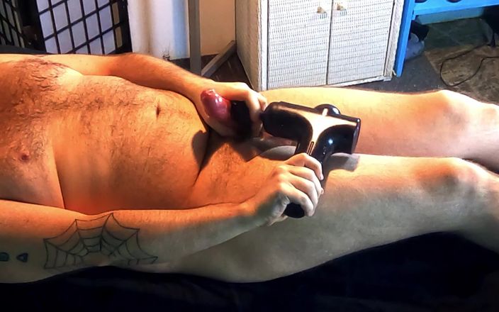 MassageKub: 突破假阳具