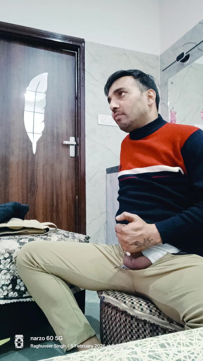 Rajasthani-old-lover: Ufficiale di polizia ndiano uomo dell'esercito desi manfather