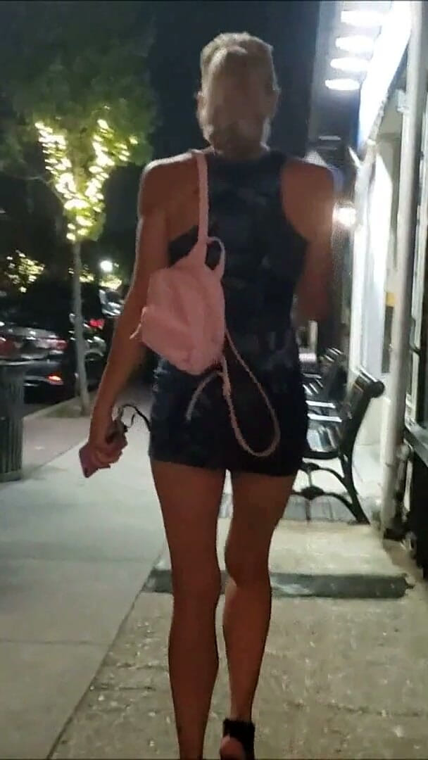 Fantasy Milf: شارع جبهة مورو الإسلامية للتحرير لا سراويل داخلية