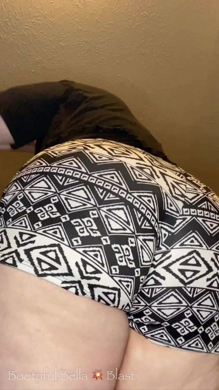 BellaBlast: Teman lelaki saya ditangkap virus mengecut: pengembaraan seksi dan buah...