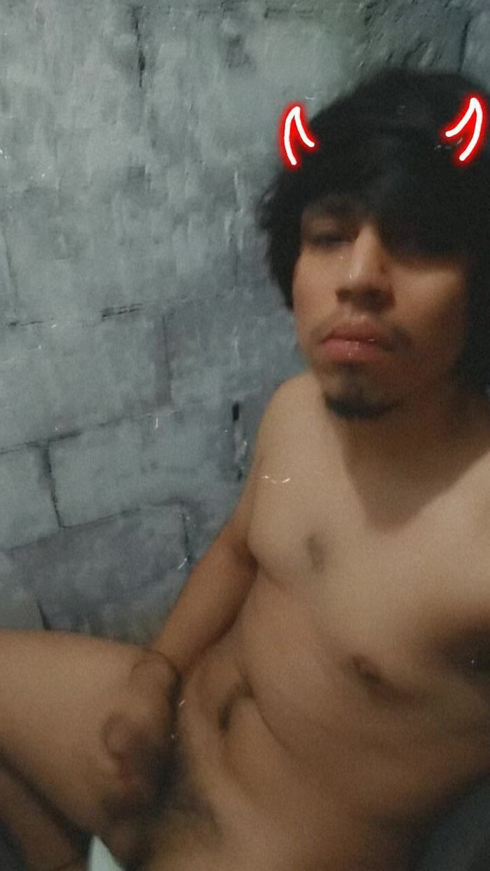 AlexAlejandro13: Nhà vệ sinh Lucifer