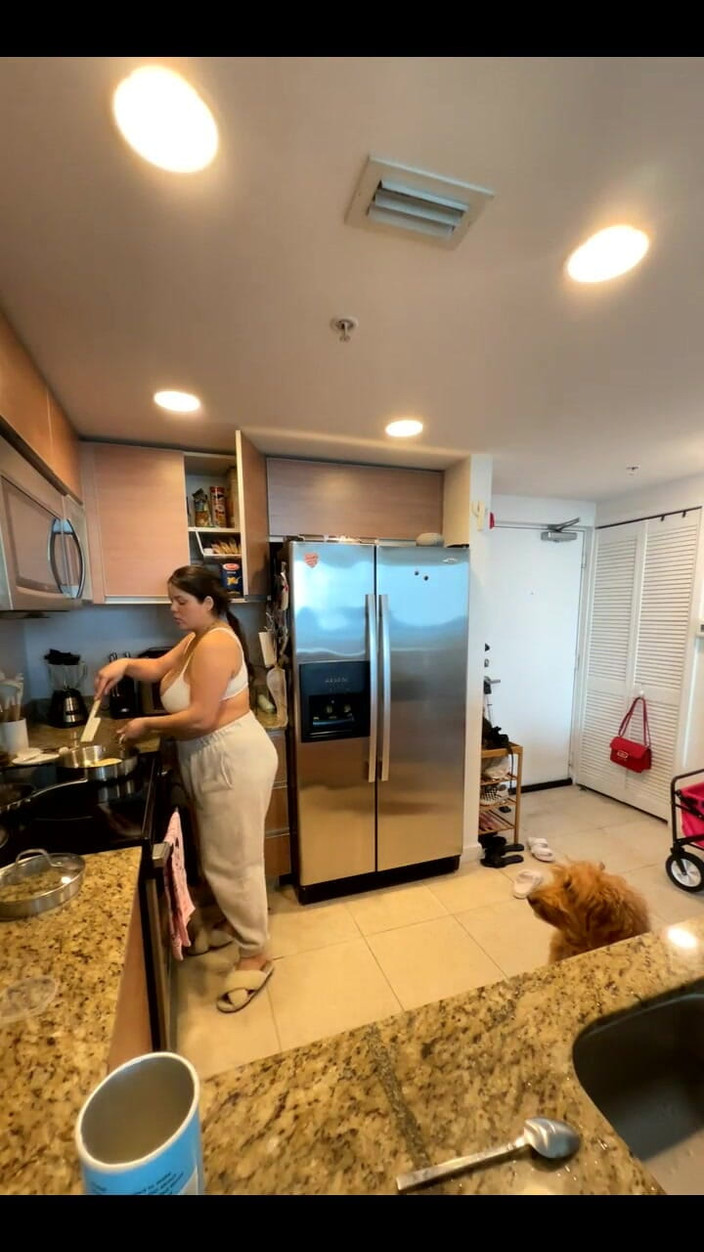 Dani Valentina: Hallo schat!