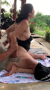 彼氏に現金を差し出すと、私との時間と引き換えに