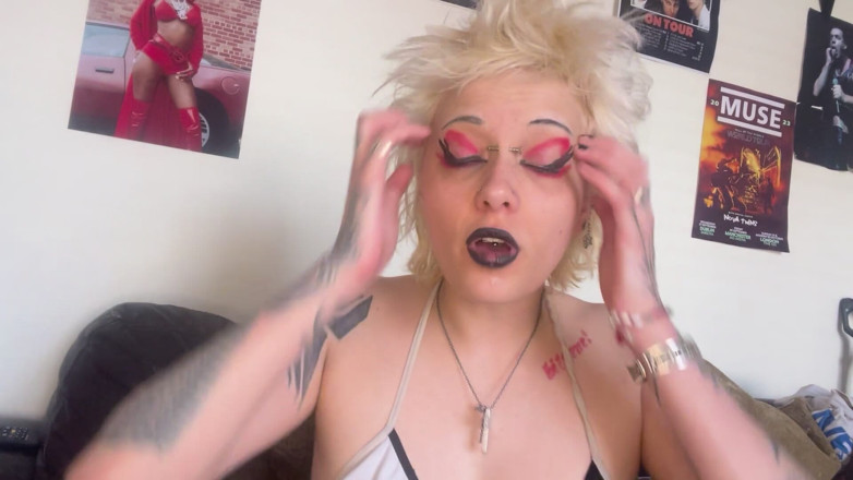 Glitterqueen1999: Personnalisé) Gratter ma langue pour le garçon qui m’aime