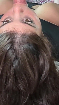 Upside Down Throat-pounding & a Messy Throat-pie