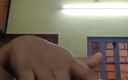 Horny baby 99: Indisches desi-mädchen fingert jungfräuliches video, aufgenommen