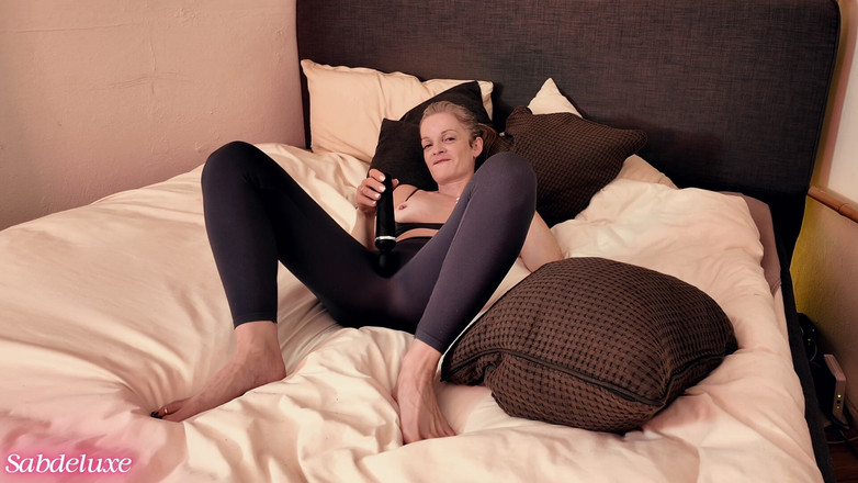 Sabdeluxe: 185.Panduan Subby yang dikurung