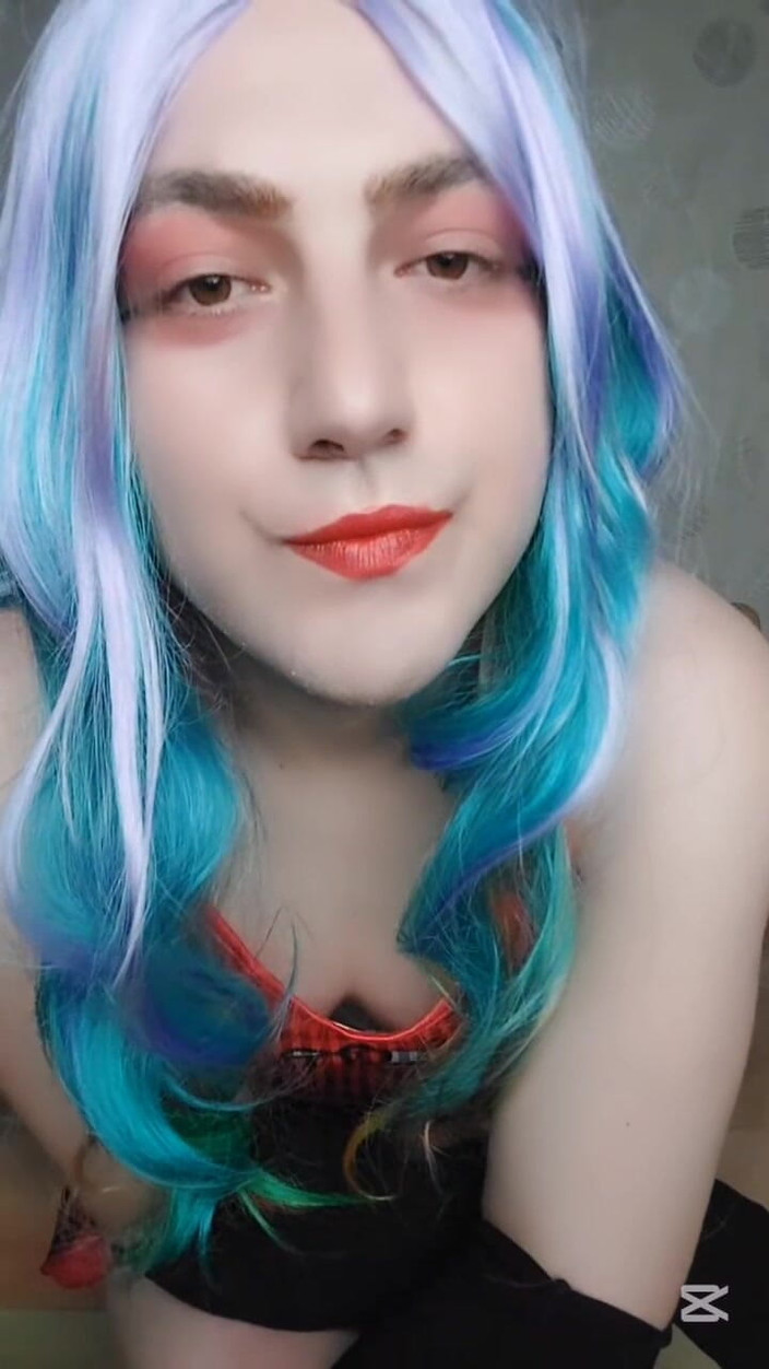 Kitty_Cross: 거유 엉덩이 핫한 금발 백마 귀엽고 날씬한 레이디보이 크로스드레서 Kitty