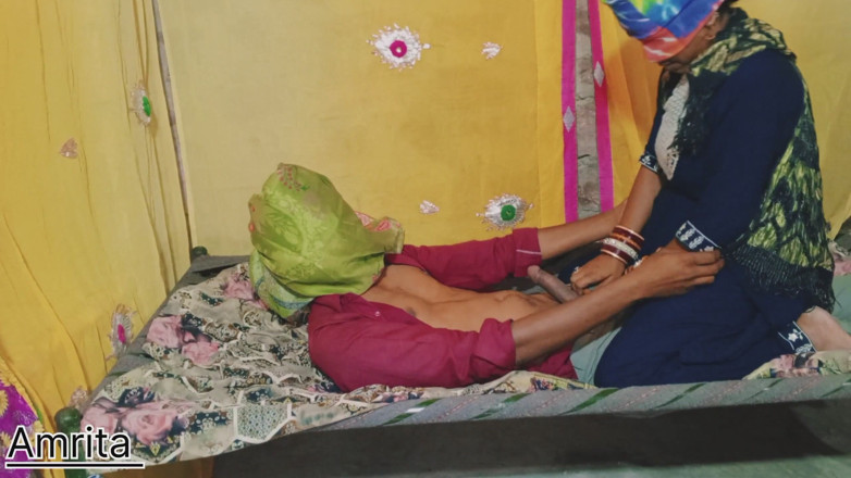 Amrita32: Abang tiri desi India panas dalam undang-undang dan adik ipar