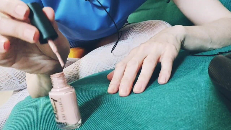 GinnaGg: Aku melukis kuku. Asmr