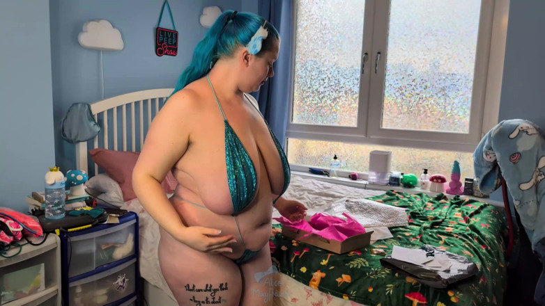Alice_Mayflower_Scottish: Джинн-шест носить Slingkini и Candyzombies, коровы ушами, распаковать и примерить - Соло девушка