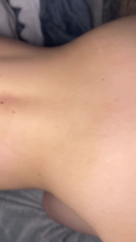 Gros plan, baise vaginale étroite + levrette !
