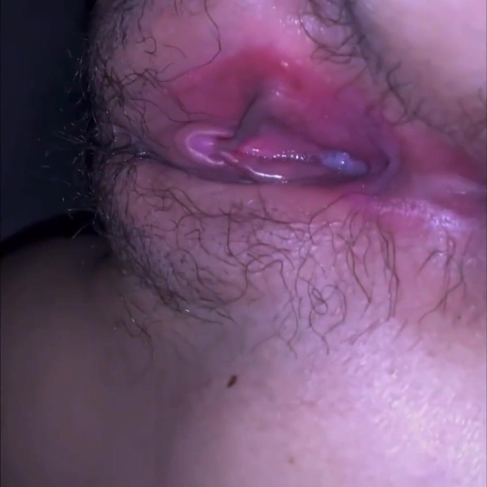 Hashini Hirunika: Cận cảnh âm hộ và pov