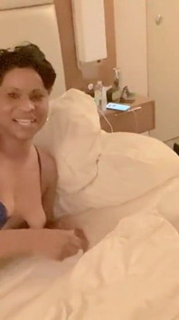 MILFがセックスされる