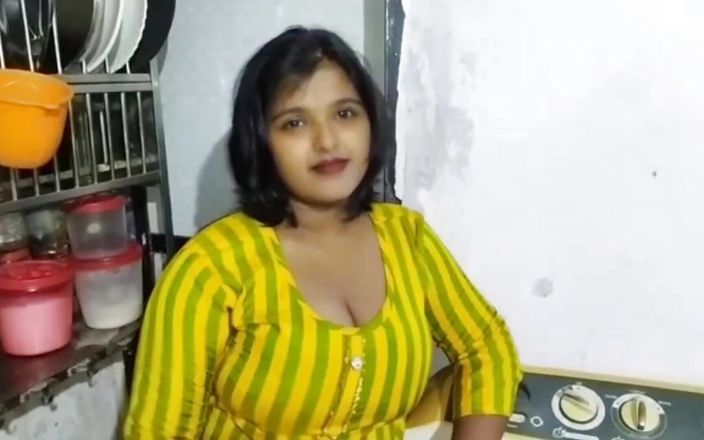Sofia Salman: Desi Indian Bhanje Ne Apni Mami Ko Choda Baathroom Me...