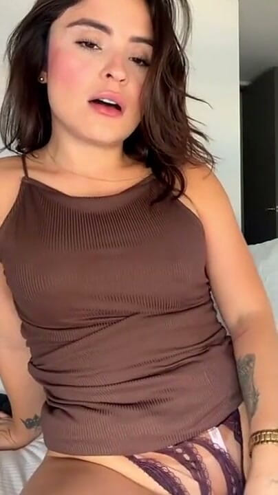 Ayumi Hall: Controlla La Mia Figa E Fammi Bagnare, Non Smettere Latina...