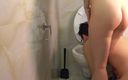 Femdom Austria: Banheiro escravo ultra humilhação!