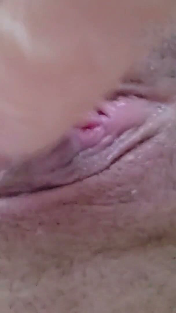 Queen Lizzy: Orgasm