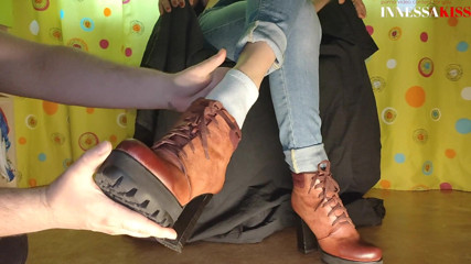 InnessaKiss: Adorable girl demonstrating sexy feet - fetish