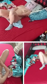 舔妻子的阴户到高潮
