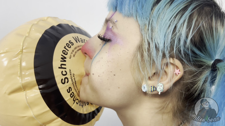 Alice Bean: Giant Inflatable Part 2