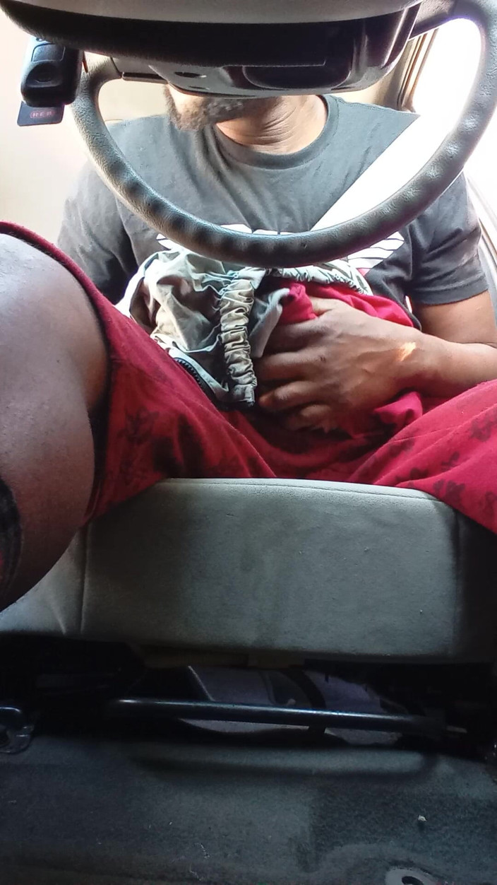 Pharoah Zeus: Змушуючи цей великий чорний член почуватися добре в машині