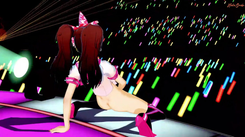 Hentai Smash: Rise fingers herself live on stage. Persona 4 Hentai.