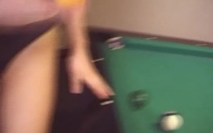 Deutsche Damen: Brunette German Doll Sucks Dick by the Pool Table