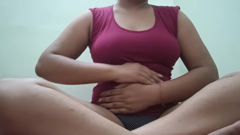 Desi Angel: Napalona Indain ciocia palcami i masturbuje się zbliżenie