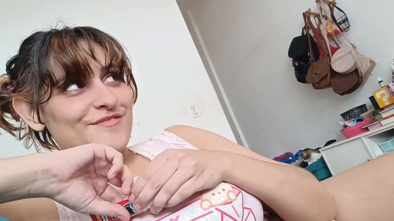 Ms Candy Bunny: Pjs party slut - віковий розрив, rp bj + feet