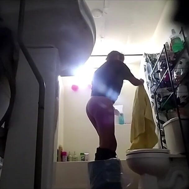 Amateur Viewer Fantasy: Sexy mature teen camera fantasy!!!
