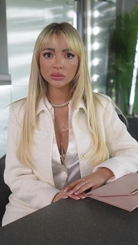 Audrey reid beccata e paga con il suo corpo