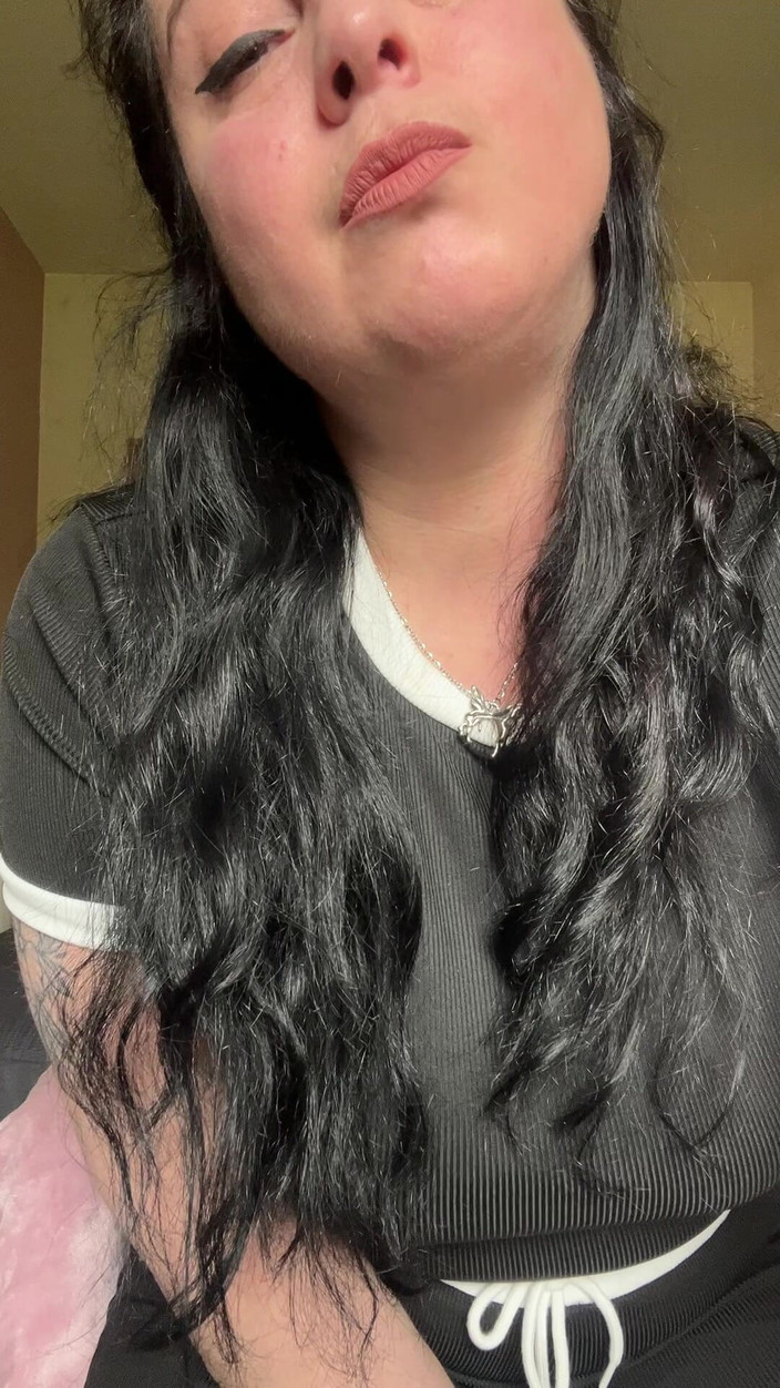 Maitresse Clara: Anda perlu mengosongkan akaun anda pada akaun saya