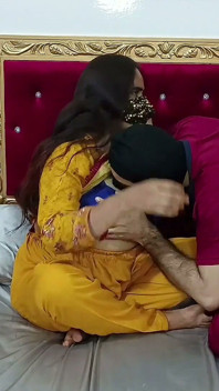 Indian Bhabhi Romantic Fucked by Her Hot Devar