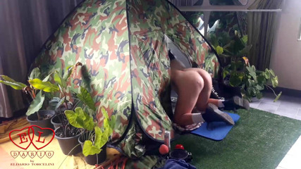 Strange stepfamily: Sexo en el campamento. Un extraño se folla a una...