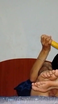 Banánová okurka čerstvá šťáva přímo do mého femboy twink zadku