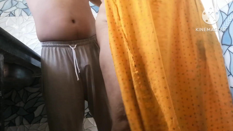 Latifah1234: Stepmom Kitchen Room Sex